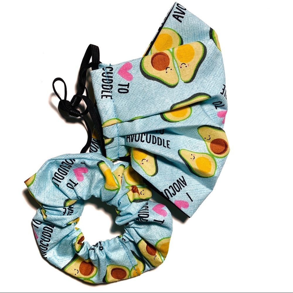 2/$30 Face Mask 3 Layer Scrunchie Avocadoes